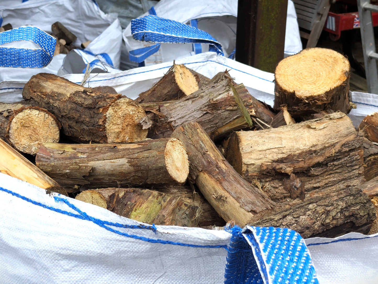 Mixed Seasoned Logs (Unsplit)